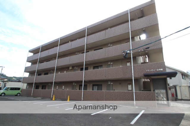 西彼杵郡時津町日並郷の賃貸マンション。ご案内予約や詳細説明はお気軽に当店までどうぞ☆彡