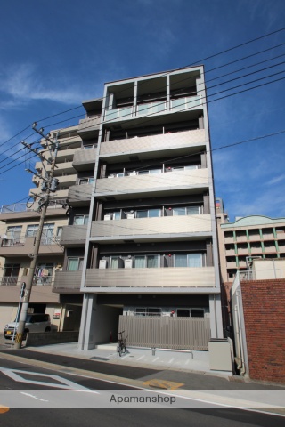 長崎市若葉町の賃貸マンション。電停・バス停まで徒歩圏内でとても便利です♪