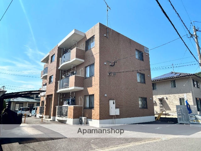 西彼杵郡時津町西時津郷の賃貸マンション。西時津エリアのリビングが広いファミリータイプです♪