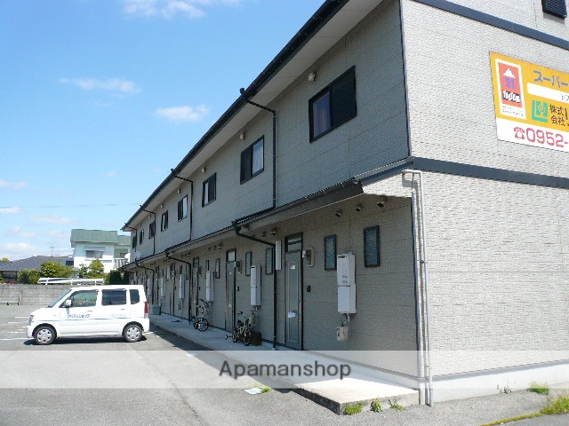 神埼市神埼町姉川の賃貸アパート。広い洋室がおススメです！