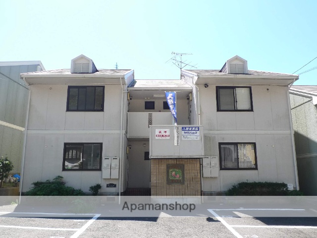 長崎市三川町の賃貸アパート。エアコン、キッチン新調です♪